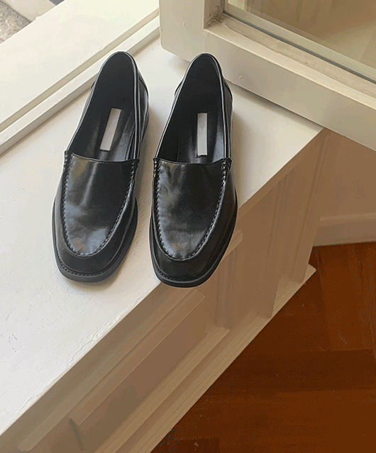 each loafer shoes