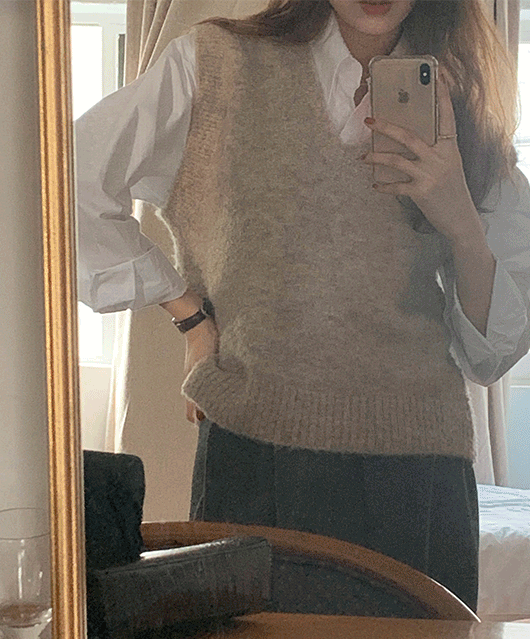 ✨반응폭주✨ mare knit vest (4color)