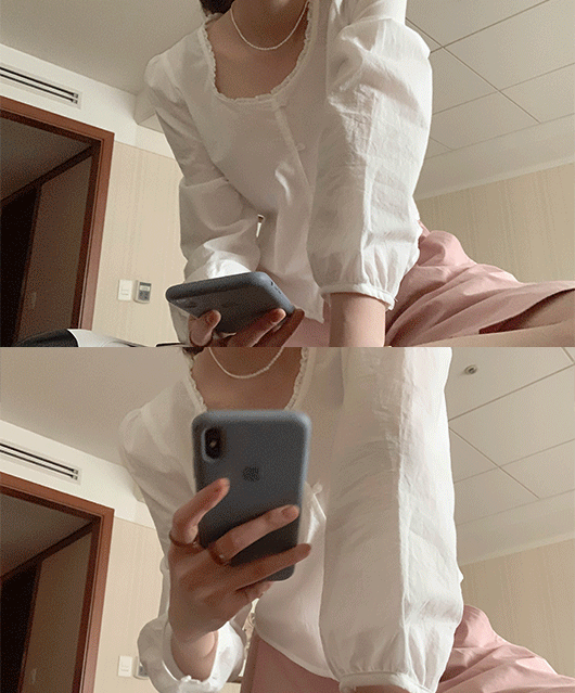 🎀썸머템🎀 Gric frill cotton blouse (2color)