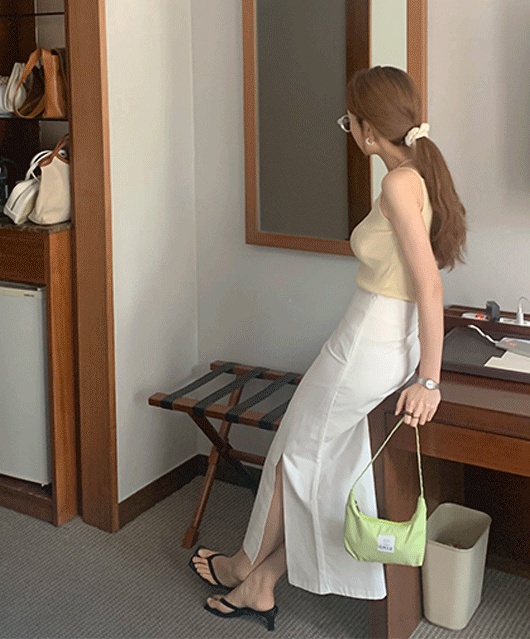 Pare slit long skirt (3color)